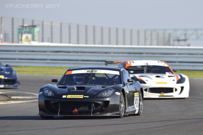 _MGP4243W.jpg