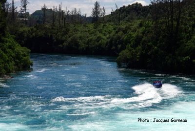 Chutes Huka (sur le fleuve Waikato), N.-Z. - IMGP0319.JPG