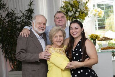 Familia