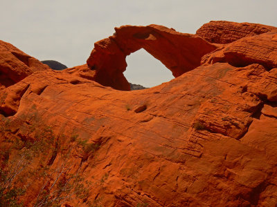 DSCN2459-ValleyOfFire-ArchRock.jpg
