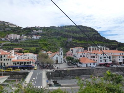 Afdalen naar Ribeira Brava