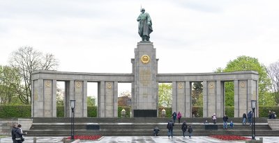 Monument to the Soviet soldiers Denkmal fr die Sowjetischen Soldaten