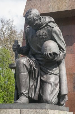 Pomnik Żołnierzy Radzieckich w Berlinie Sowjetisches Ehrenmal Treptow