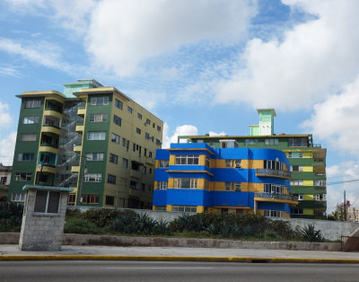  Colourful buildings in Havana 30 Sep 16