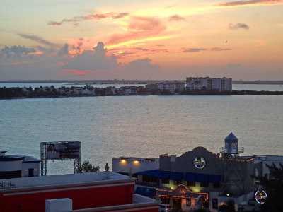 10 Sunset over Cancun 16 Oct 16.jpg