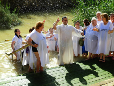 People being baptised in the Jordan River 29 Oct, 17