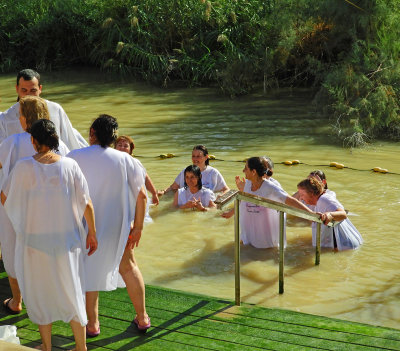 People being baptised in the Jordan River 29 Oct, 17
