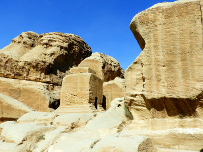 Sandstone cliffs and caves 3 Nov, 17