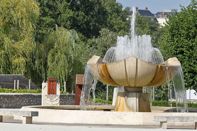 k6947.jpg