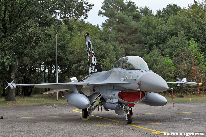 k1556.jpg