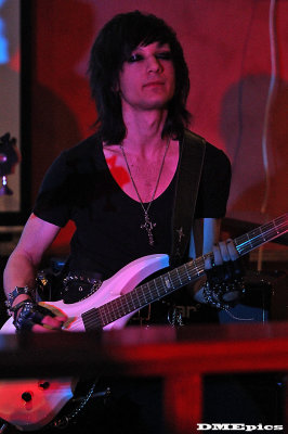 d3177.jpg