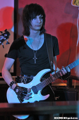 d3255.jpg