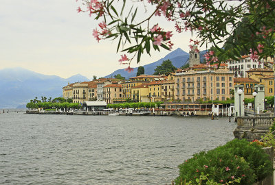 BELLAGIO WATERFRONT