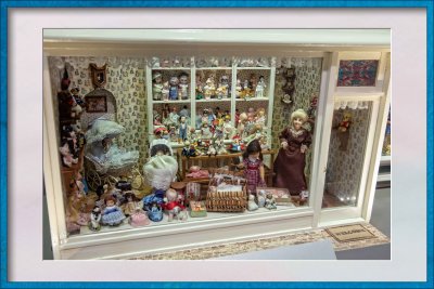 Doll Store