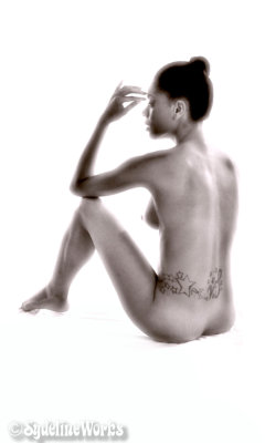 Amora in B/W