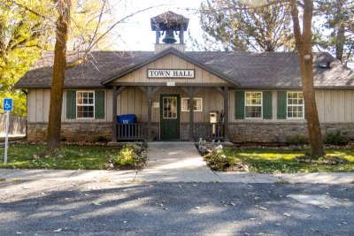 The Huntsville Town Hall.