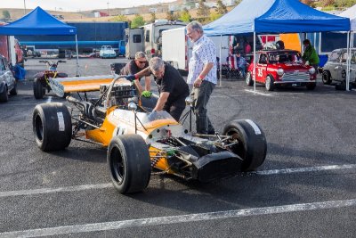 Unloading a Lola Formula 500.