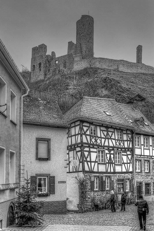 Alley View with Ruin of Lion Castle