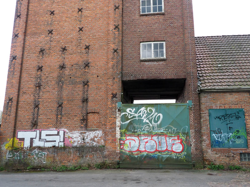 011_P4151176.JPG