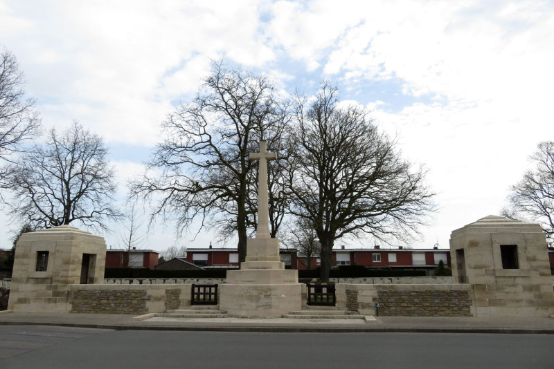 Poperinge - New Military Cemetery