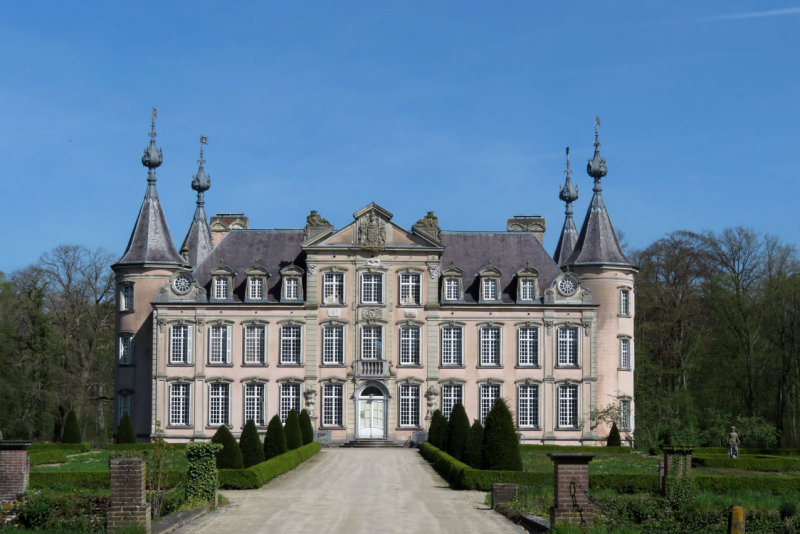 Poeke - Castle