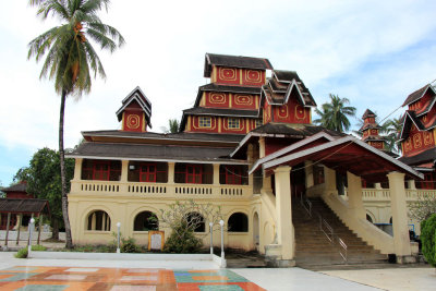 U Na Auk Monastery