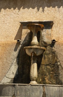 Fountain in Moustier-Sainte-Marie