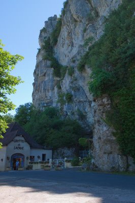 Entrance to Grottes de Lecave