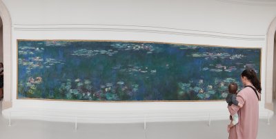 Claude Monet's Water Lilies at Muse de l'Orangerie