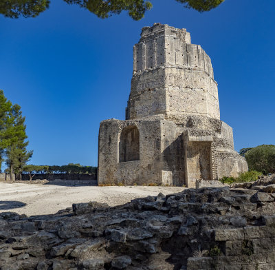 la tour magne - nimes, france