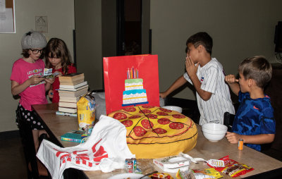 064 The birthday party