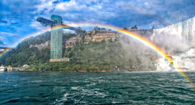 Rainbow near the American Falls 