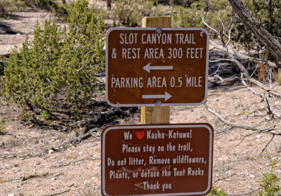 Start of the Slot Canyon Trail trek 