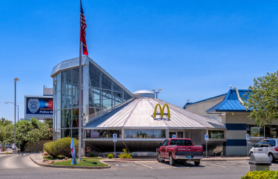 McDonald's Roswell Flying Saucer Design Restaurant - Day view