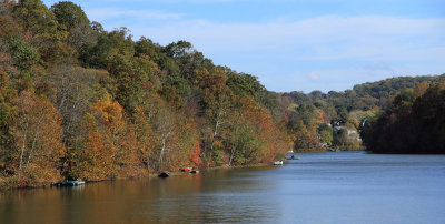 Fall by the lake