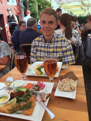 Lunch in Nyhavn