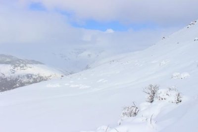 2016129356 Poqueira Valley Sierra Nevada.jpg