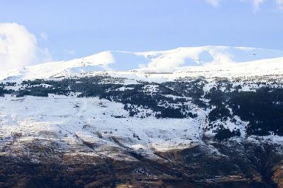 2016129488 Sierra Nevada snow.jpg