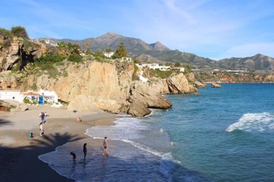 2016129727 Nerja Beach.jpg