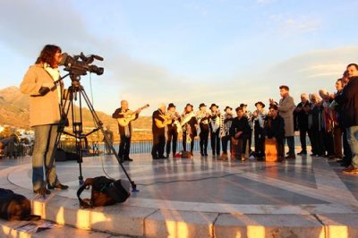2016129775 Folk Singers Nerja.jpg