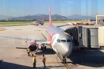 2016129842 Jet2 Boeing 737 Malaga.jpg