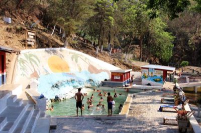 2017041604 Thermal Baths near Antigua.jpg