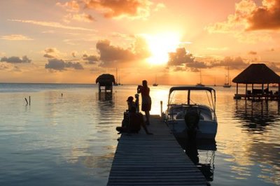 2017042312 Sunset Caye Caulker.jpg