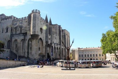 2017083232 Palais des Papes Avignon.jpg