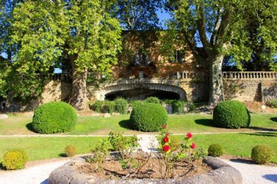 2017083428 Chateau la Canorgue.jpg