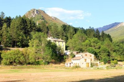 2017083573 Campsite near Castellene.jpg