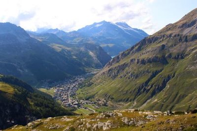 2017083939 Overlooking Val dIsere.jpg