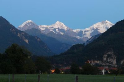 2017084375 Eiger Monch Jungfrau twilight.jpg