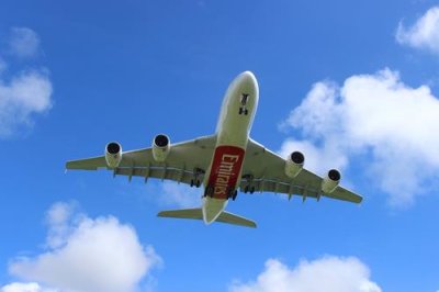 2018046266 Under Emirates A380.jpg
