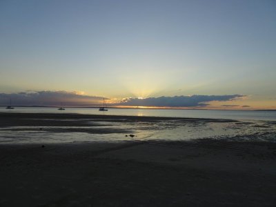 FraserIslandSunrise03269.JPG